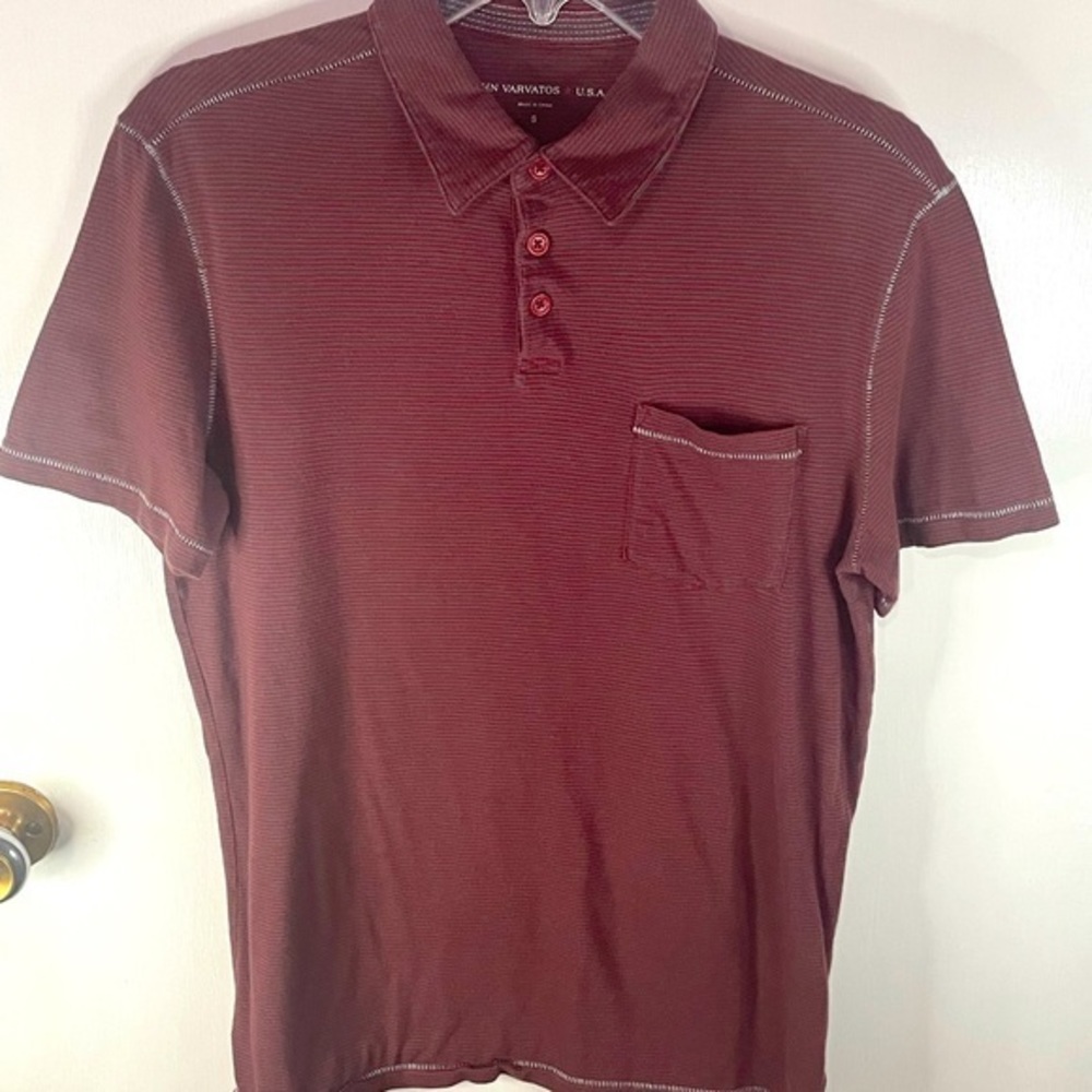 John Varvatos Maroon and Grey‎ Striped Collared Short Sleeve Size Small